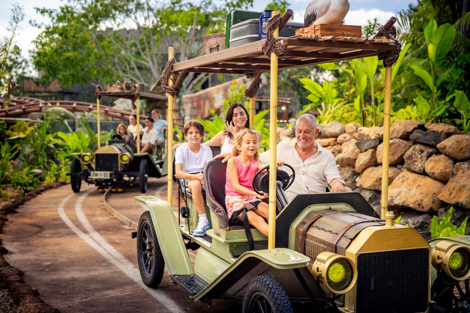 Murrissippi Motors Family Ride