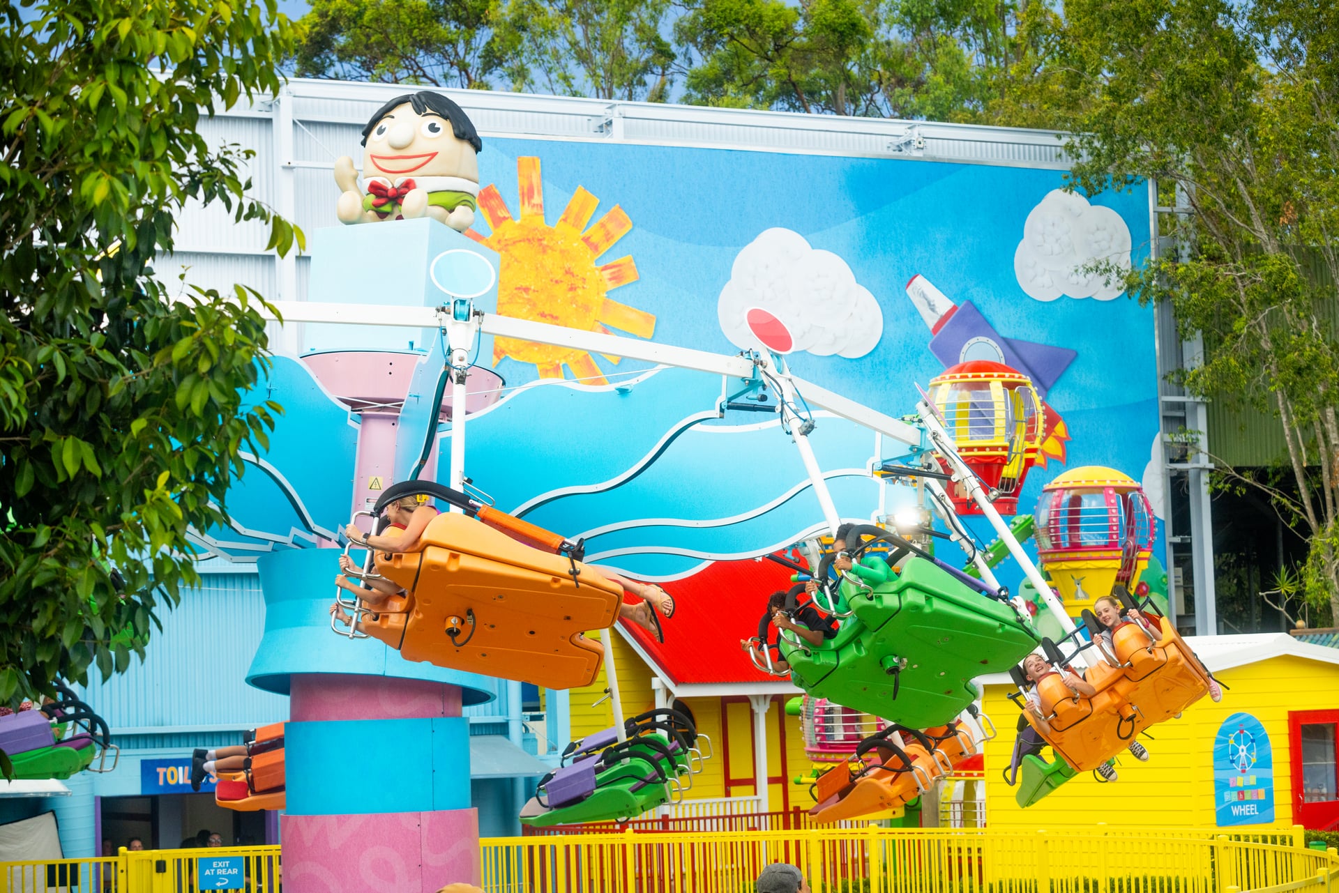 Humpty-Go-Round
