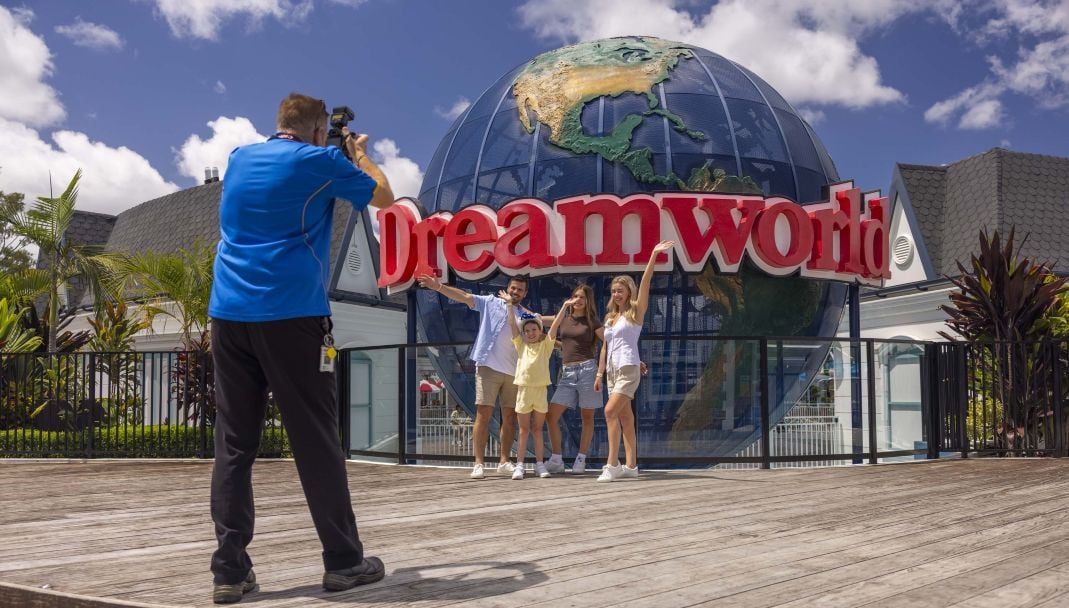 Dreamworld Photo Pass
